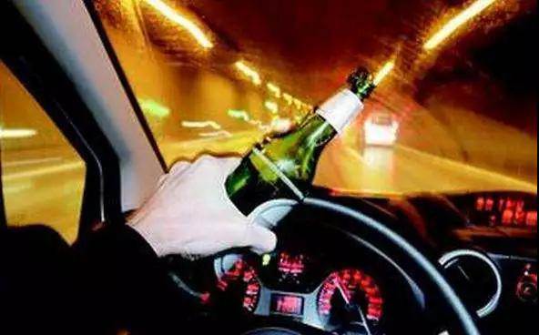 真的假的？最新交規(guī)：酒后躺車內(nèi)休息也算酒駕？